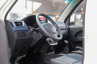Nội thất xe tải SRM T20a thùng lửng