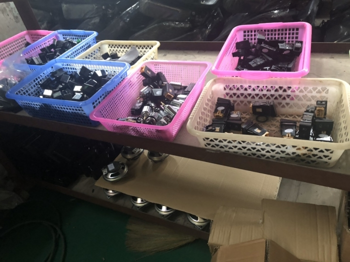 Phụ tùng cảm biến xe Dongben chính hãng