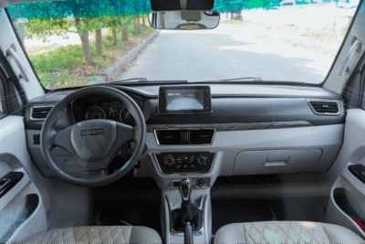 Nội thất xe tải SRM 868 V5