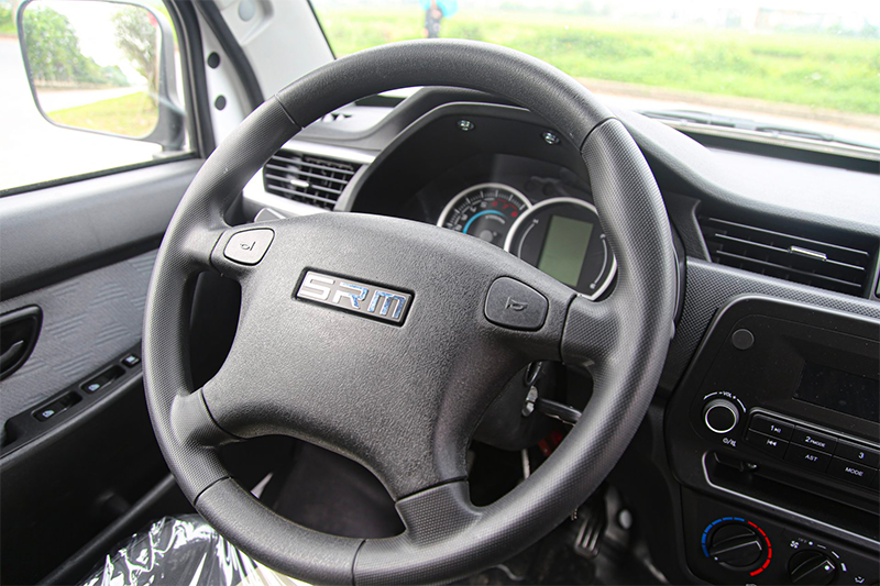 Nội thất xe tải SRM K990 thùng kín