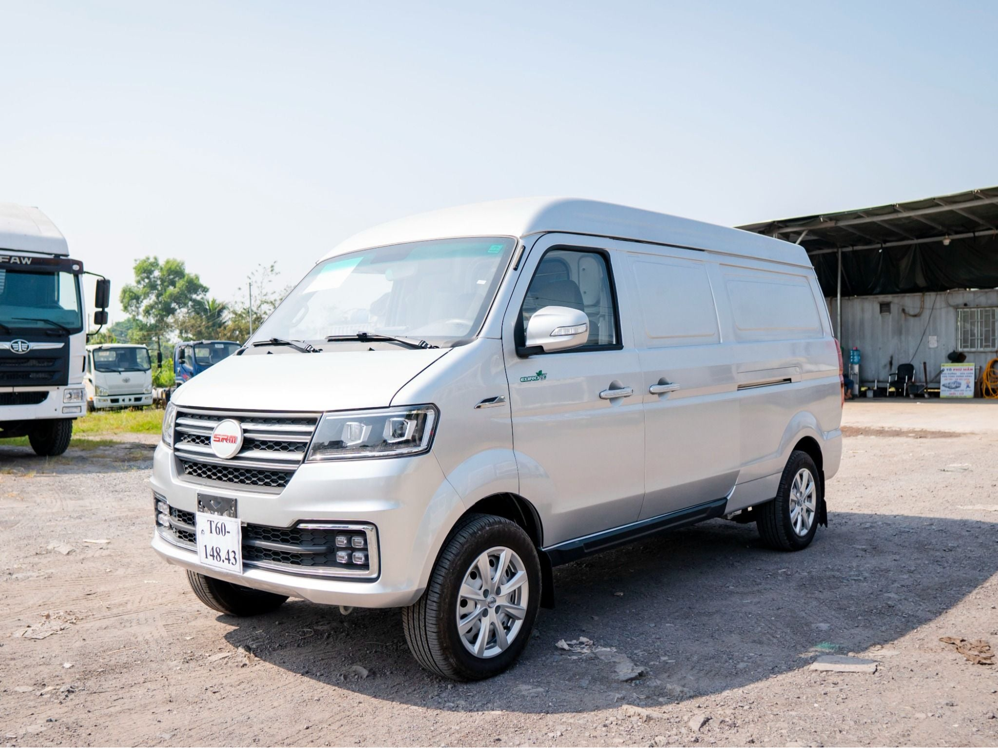 Xe tải SRM 868
