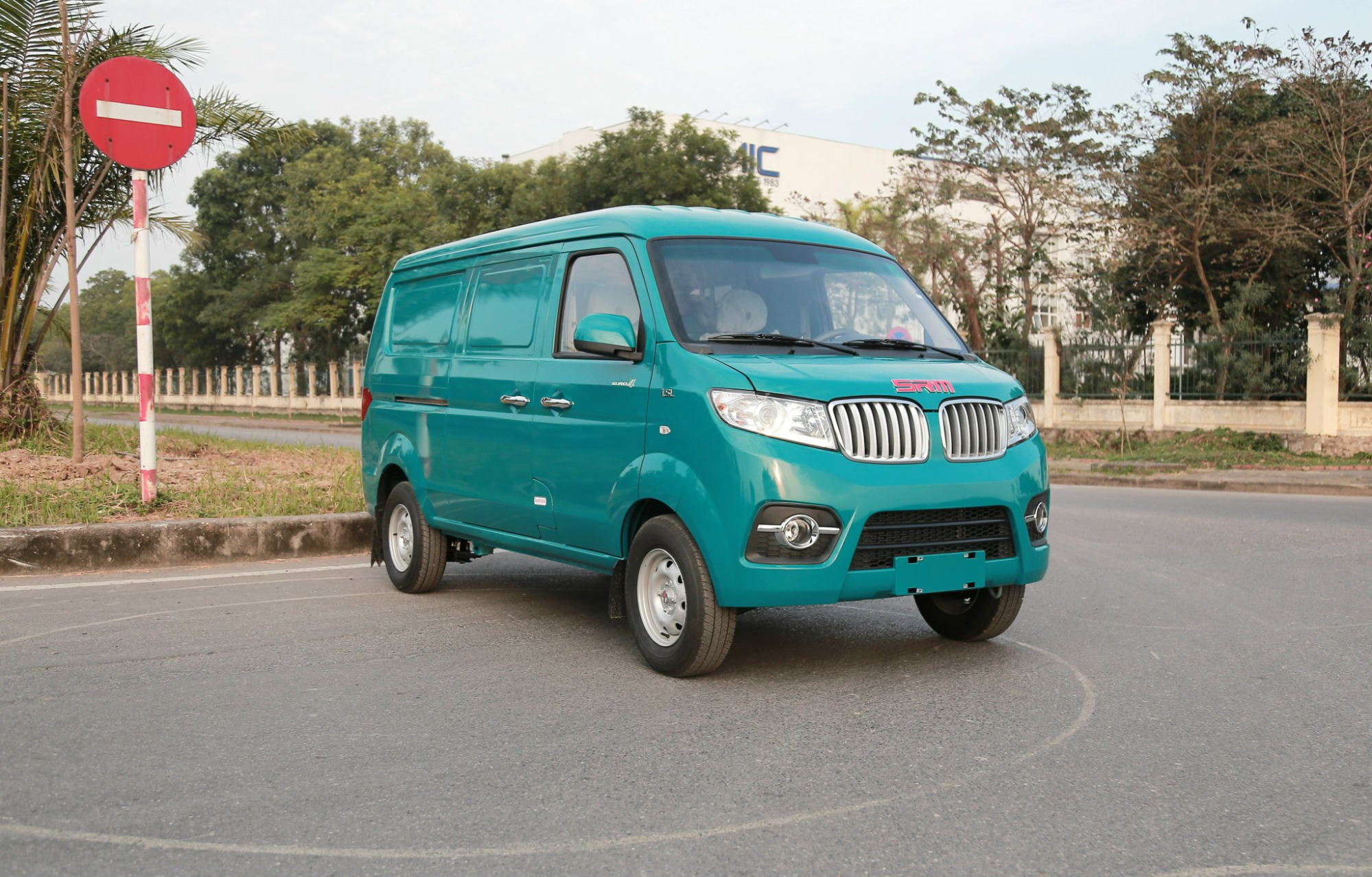 Xe tải van 2 chỗ X30i V2